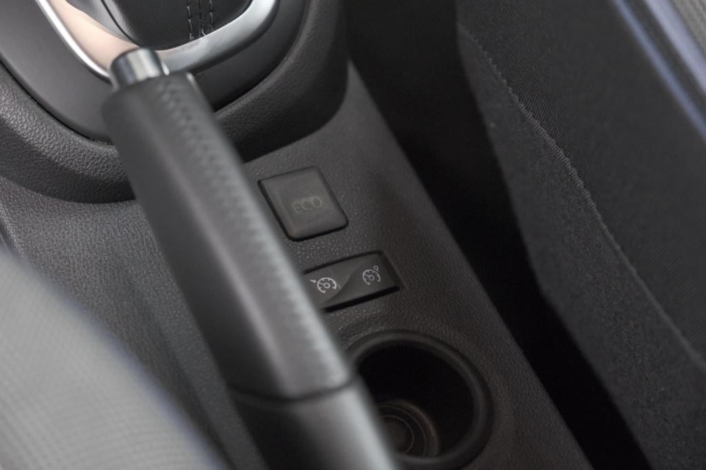 Renault Captur tce 150 edc intens | camera | dodehoekdetectie | r-link navi