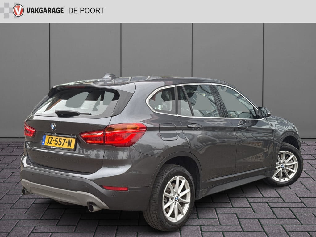 BMW X1 sdrive20i centennial executive | nl-auto | 1e eig | dealer oh | navi