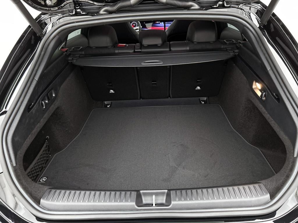 Mercedes-Benz Cla shooting brake 250+ business solution amg 85 kwh | plus l