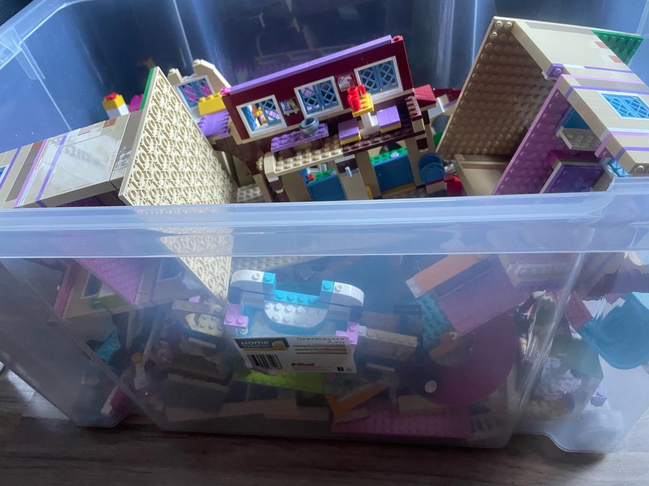 Veel lego friends en gewone lego