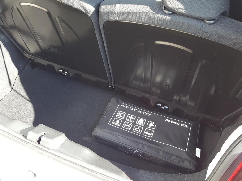 Peugeot 108 1.0 e-vti 68pk 5d top! active | bluetooth bellen en muziek stre