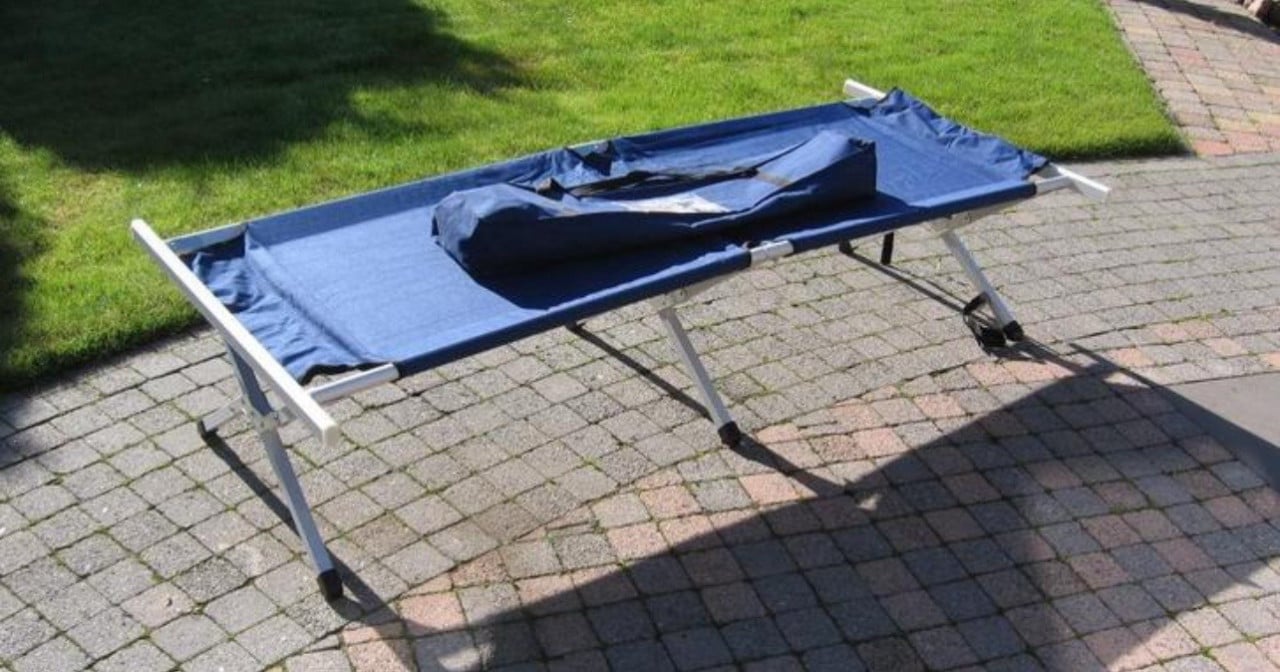 Blauwe stretcher