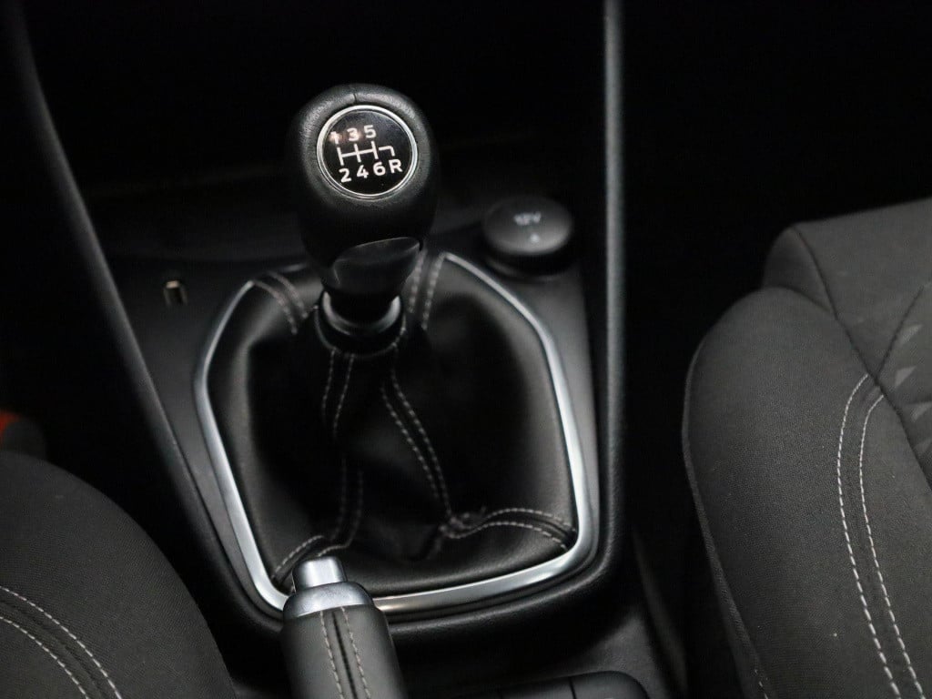 Ford Fiesta 1.0 ecoboost titanium x | lmv | parkeer sensoren | navigatie | 