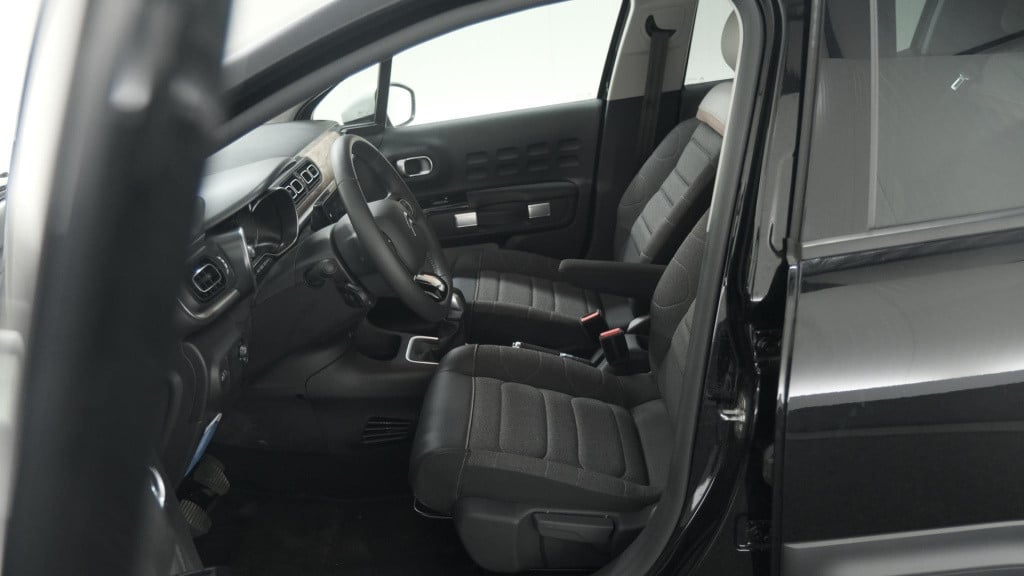 Citroen C3 puretech 82 feel edition | apple carplay | parkeersensoren | nav