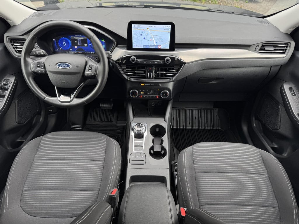 Ford Kuga 2.5 phev titanium trekhaak, nl-auto winter pack