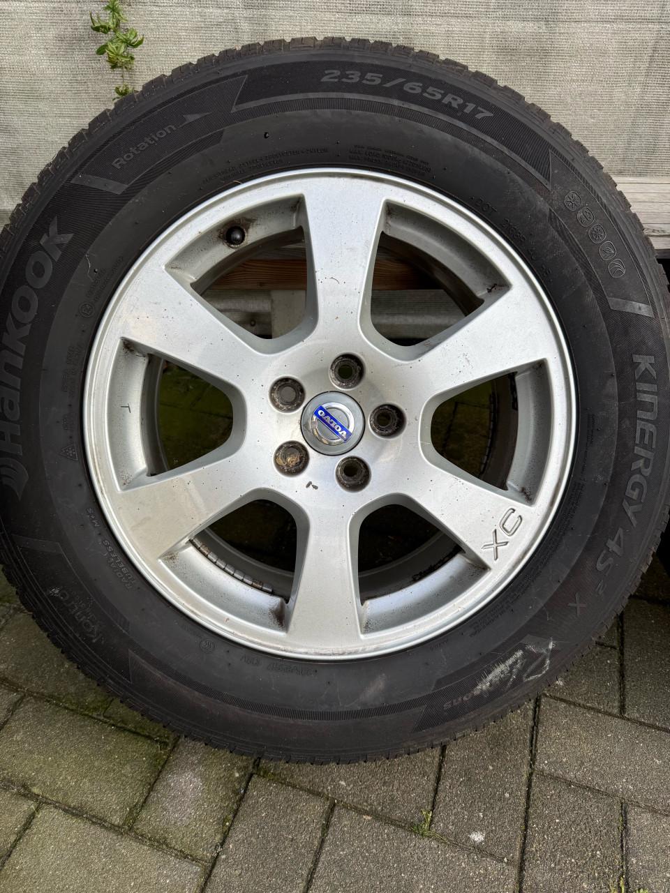 4 velgen 17 inch  volvo xc  met banden