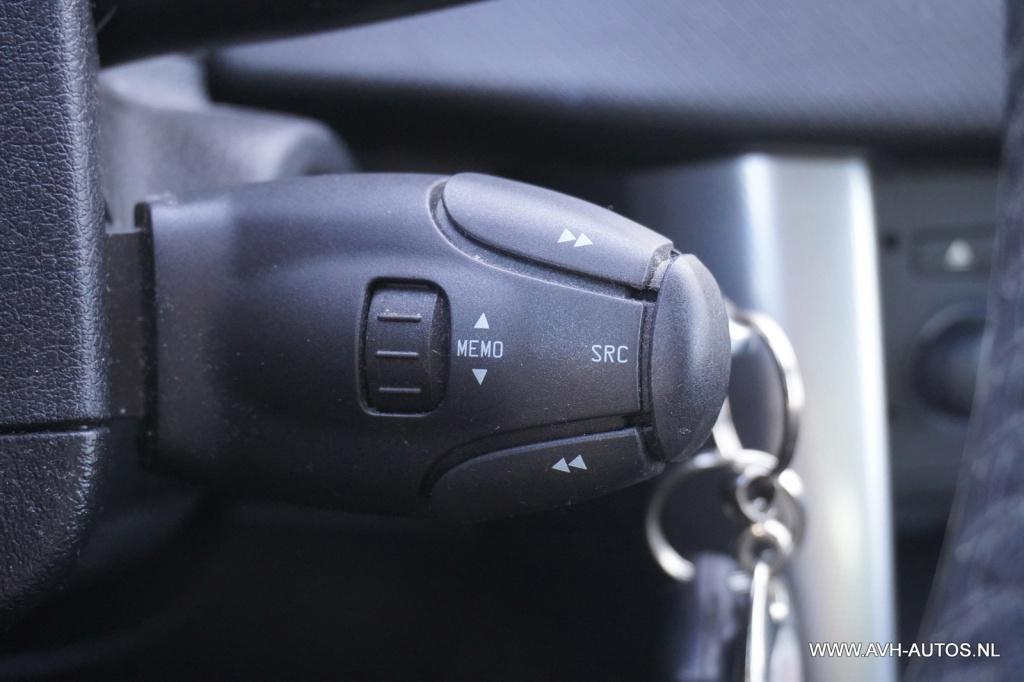 Peugeot 207 sw 1.4 vti xs