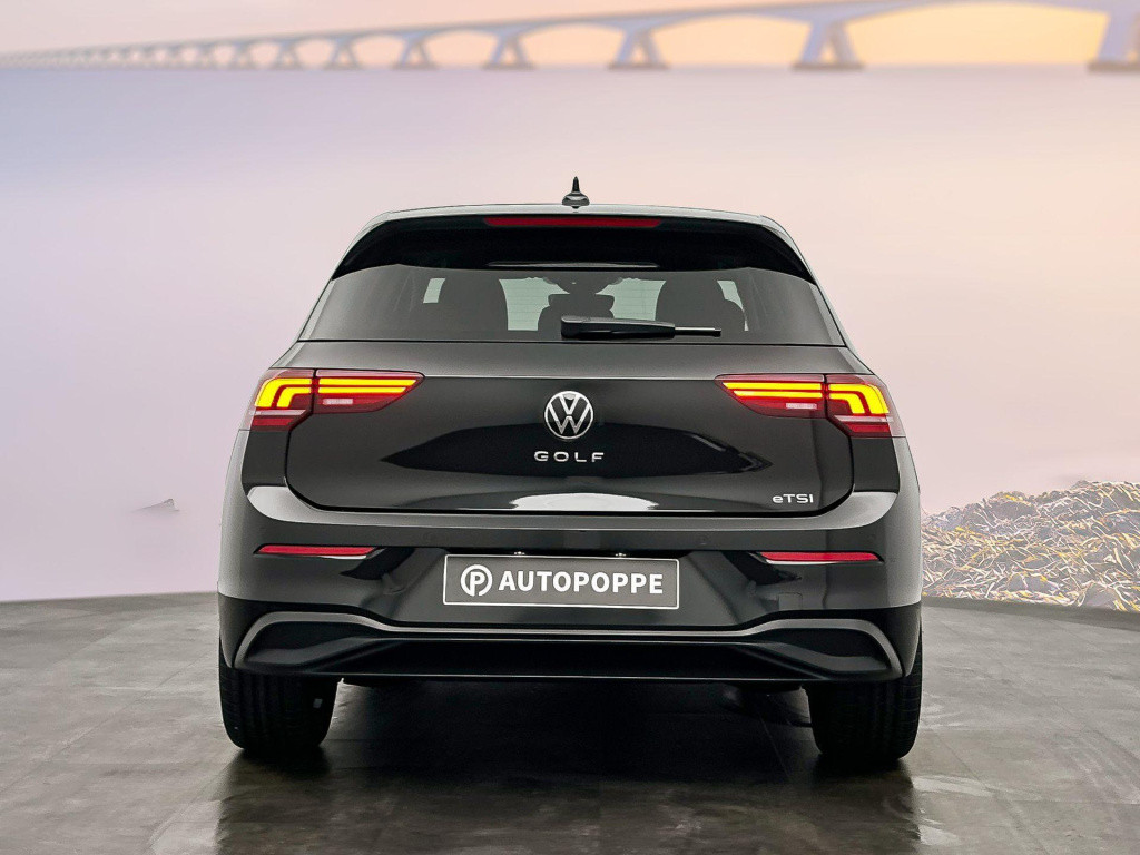 Volkswagen Golf life edition 1.5 etsi 85 kw / 116 pk hatchback 7 v