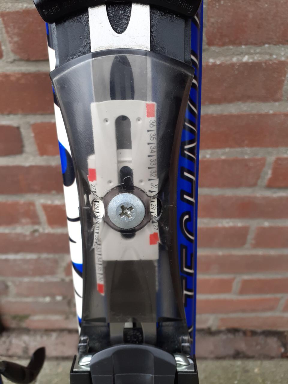 Carve Ski s lang 138 cm.