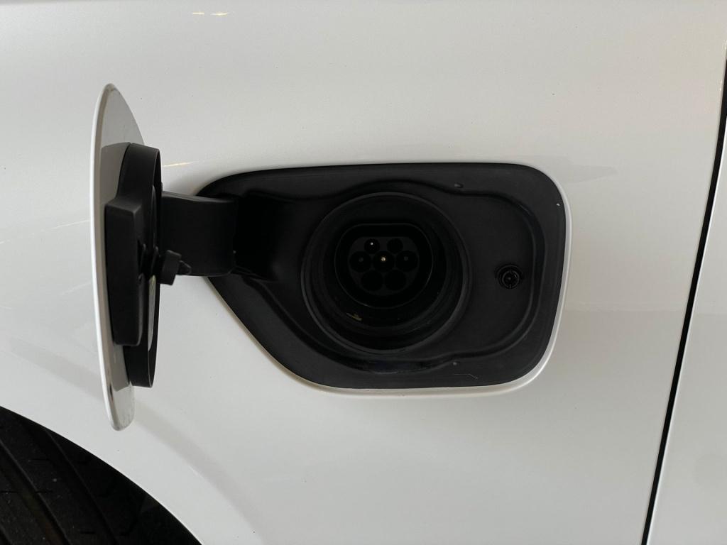 Volvo S60 2.0 t8 awd twin engine r-design