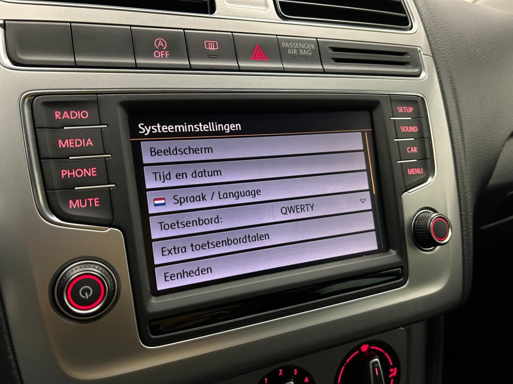 Volkswagen Polo occasion 1.0 bluemotion edition | zwart | airco | tweedehan