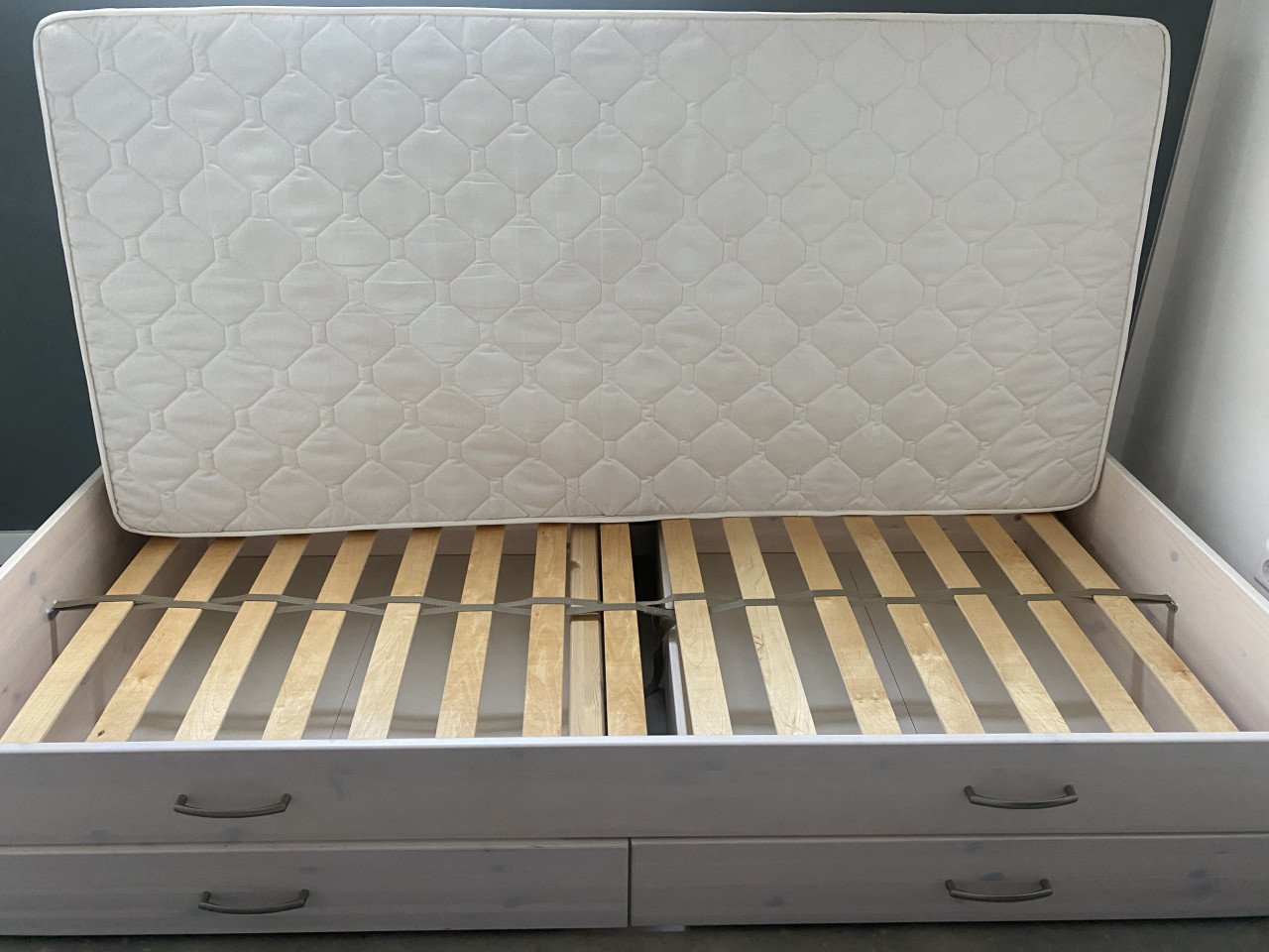 Flexa bed met matras en twee lades