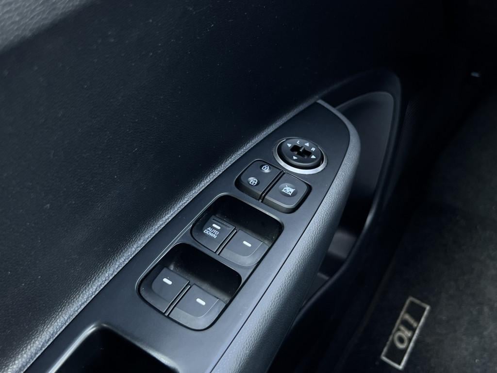 Hyundai I 10 1.0i comfort | nav | apple/ android carplay | cruise control