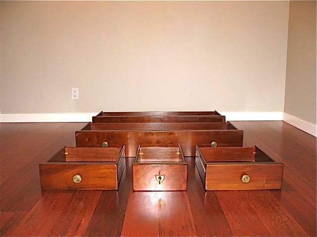 GRANGE Rochambeau ladenkast - unieke kans - VEERE