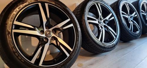 Originele Volvo R-Design 19" velgen XC60 XC40 + winterbanden