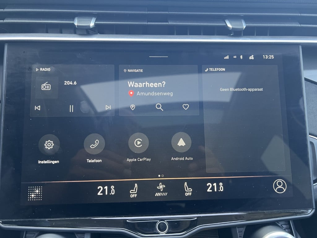 Lynk & Co 01 1.5 261pk plug inn hybrid , pano dak, 360gr camera , car play,