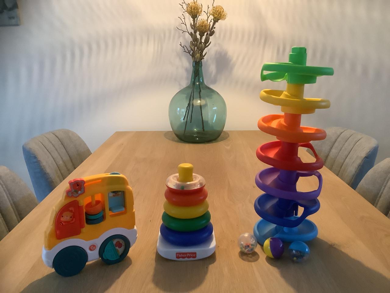 Fisher Price Discovery Car, FP Stapeltoren, Playgo Ballentoren