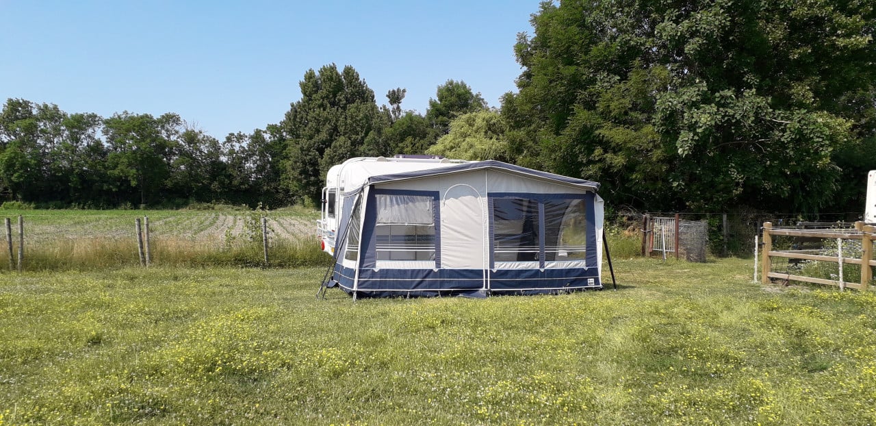 Caravan Hobby de Luxe 400 SF