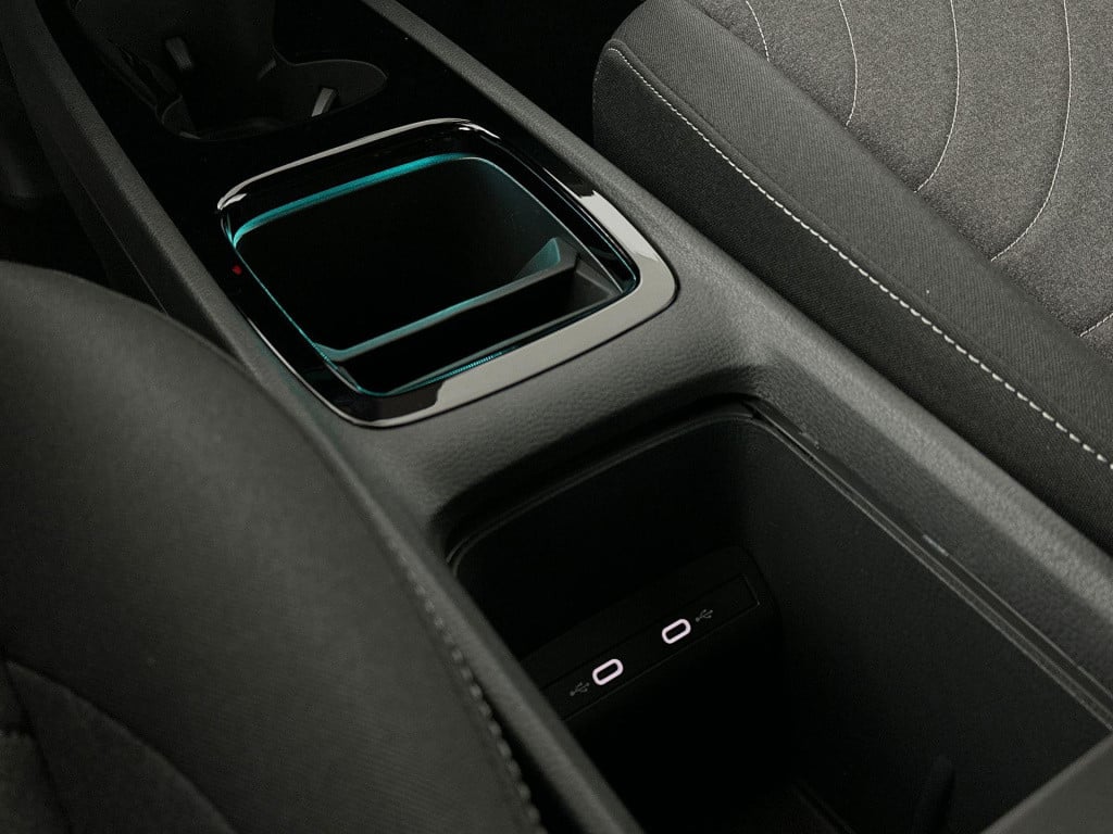 Volkswagen Id.3 pro limited edition 59 kwh accu. 150 kw / 204 pk h