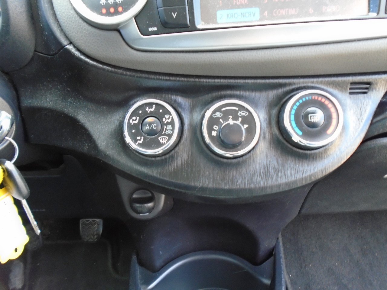 Toyota Yaris 1.0 VVTi 2012