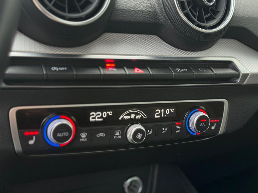 Audi Q2 35 tfsi s edition * virtual * camera * black pack * btw