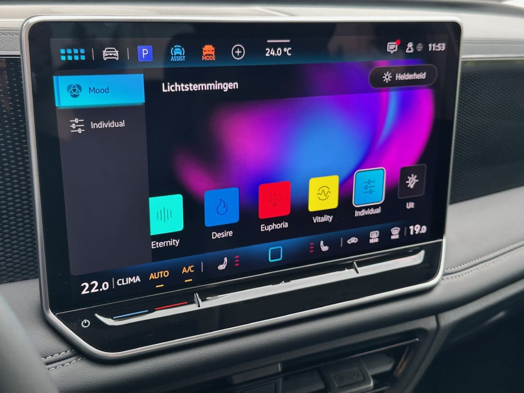 Volkswagen Tiguan 1.5 etsi life | trekhaak | camera | trekhaak | dode hoek 