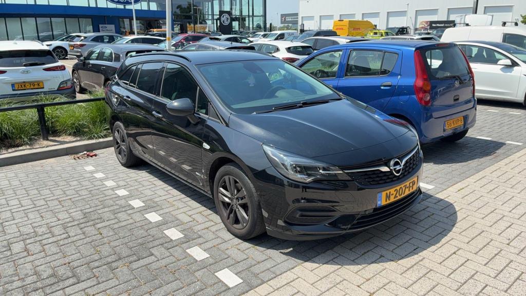 Opel Astra sports tourer 1.2 design & tech