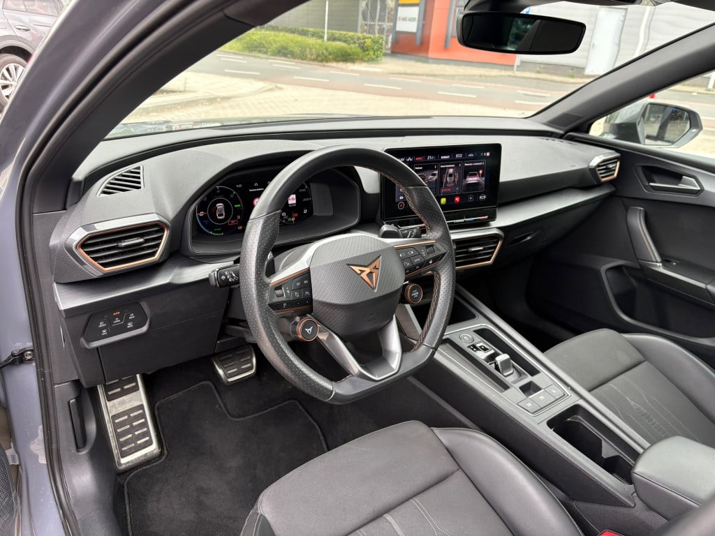 Cupra Leon Sportstourer 1.4 e-hybrid vz copper edition