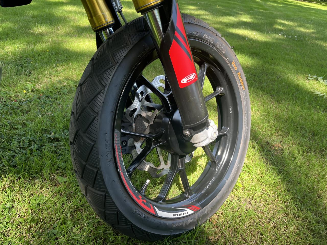 Hele nette Rieju MRT50 Black Series