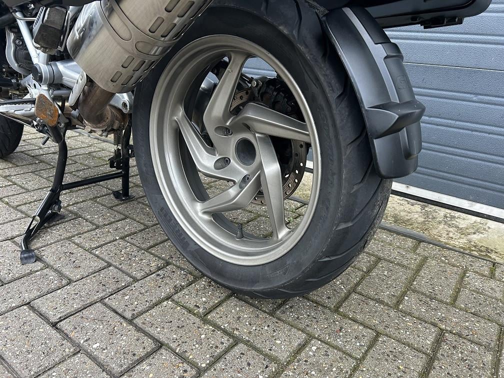 BMW R1200GS uit 2010 met 55dkm, kofferset, valbeugels etc. €7250,-