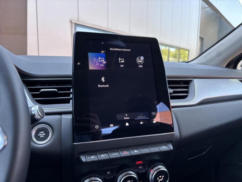 Renault Captur 1.3 tce 140 intens automaat incl. trekhaak!