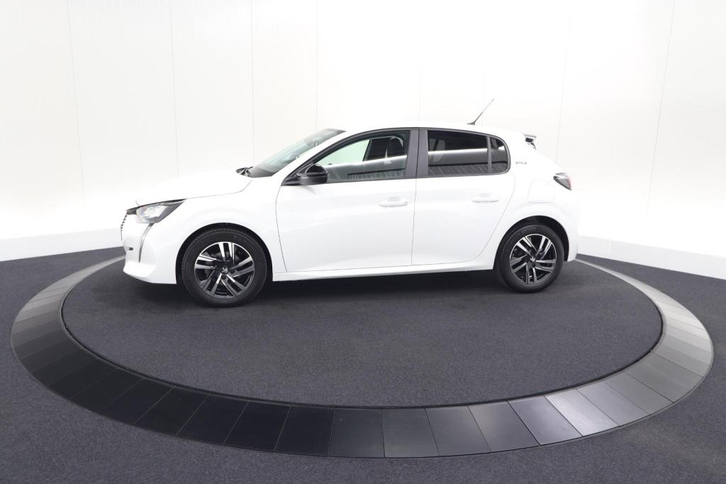 Peugeot 208 1.2 puretech style | parkeersensoren | navigatie | apple carpla