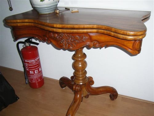 Antieke kleine meubeltjes