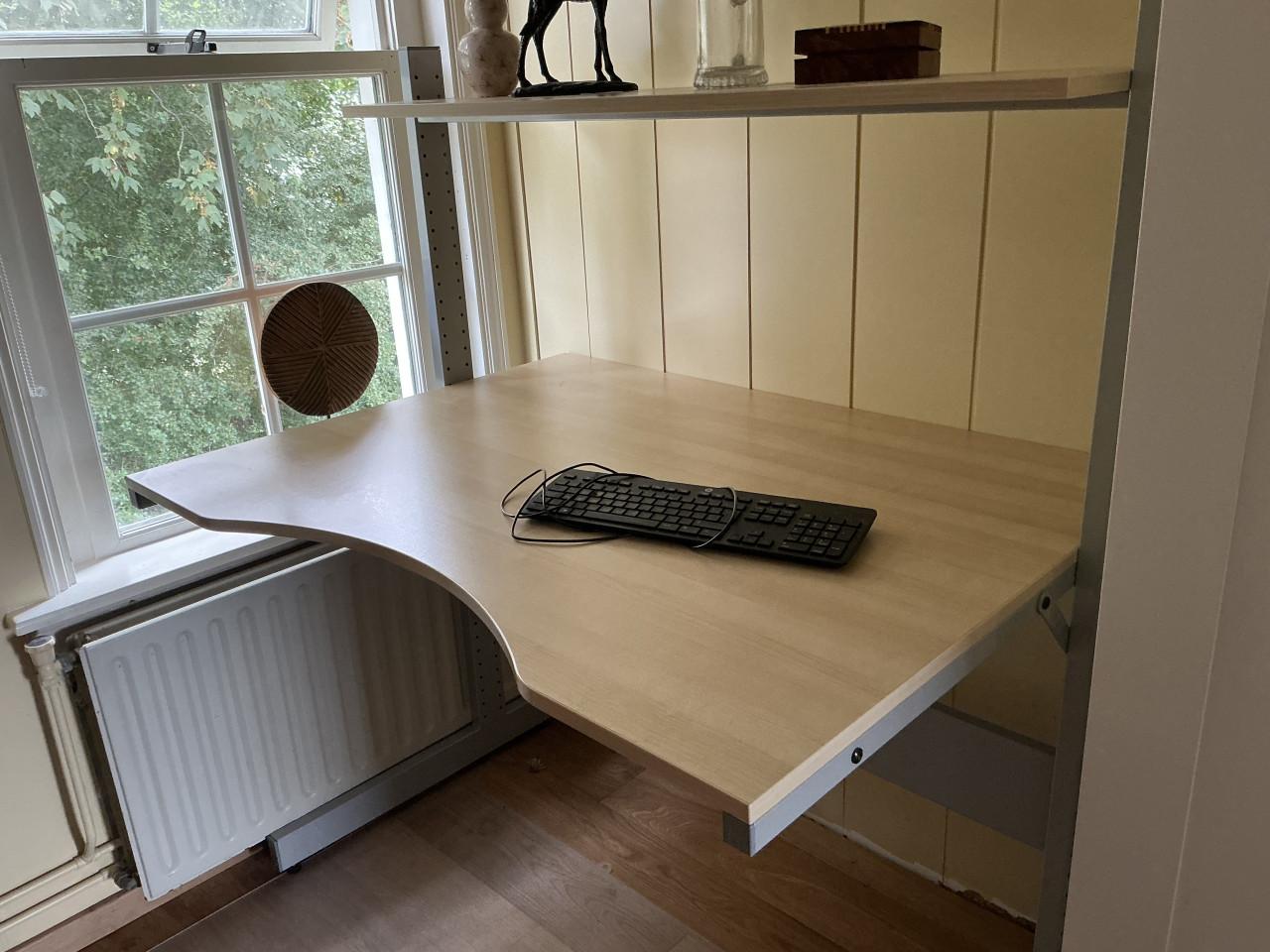 Bureau 120 x 90