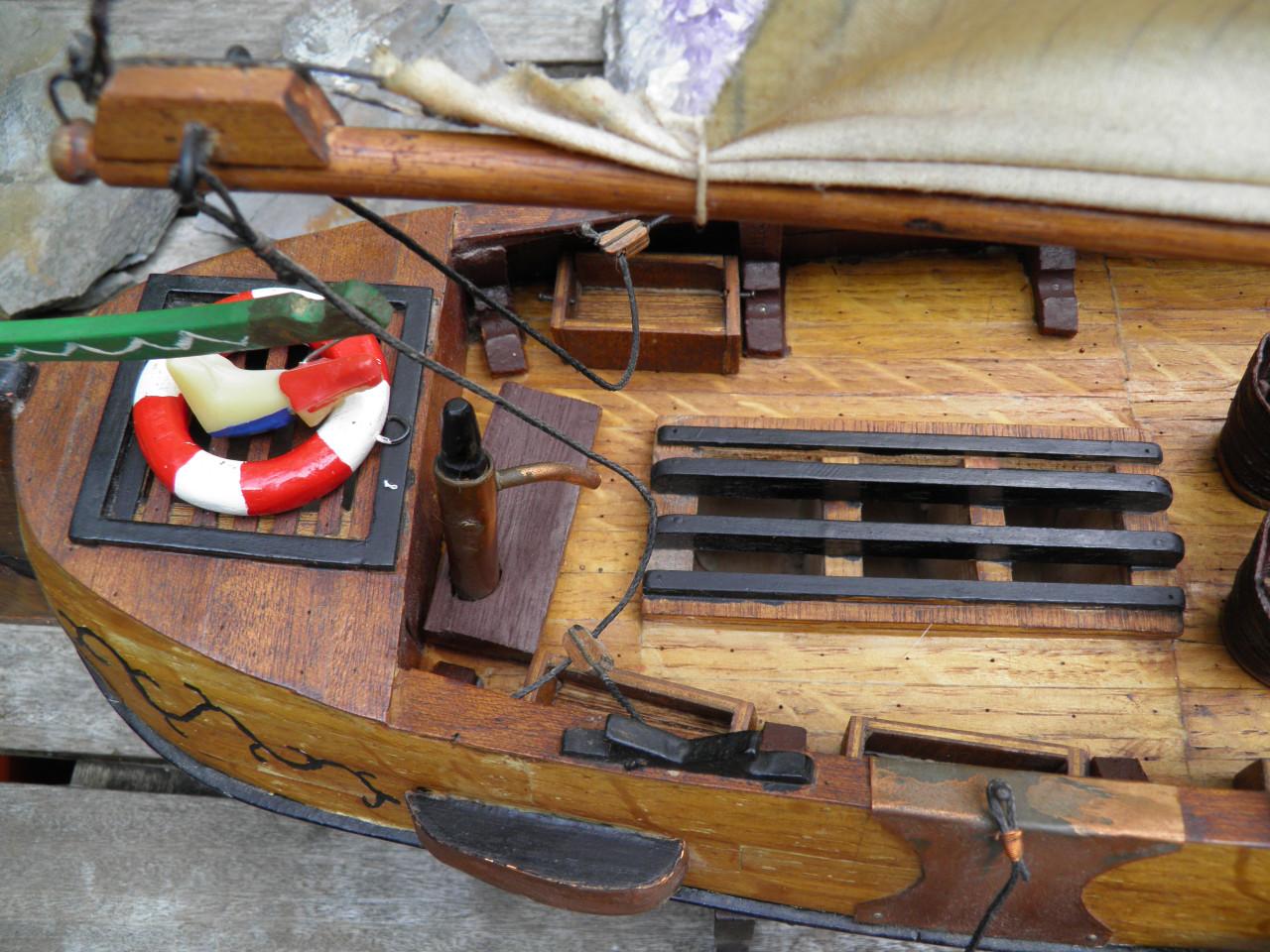 Houten vissersboot, model, handgemaakt