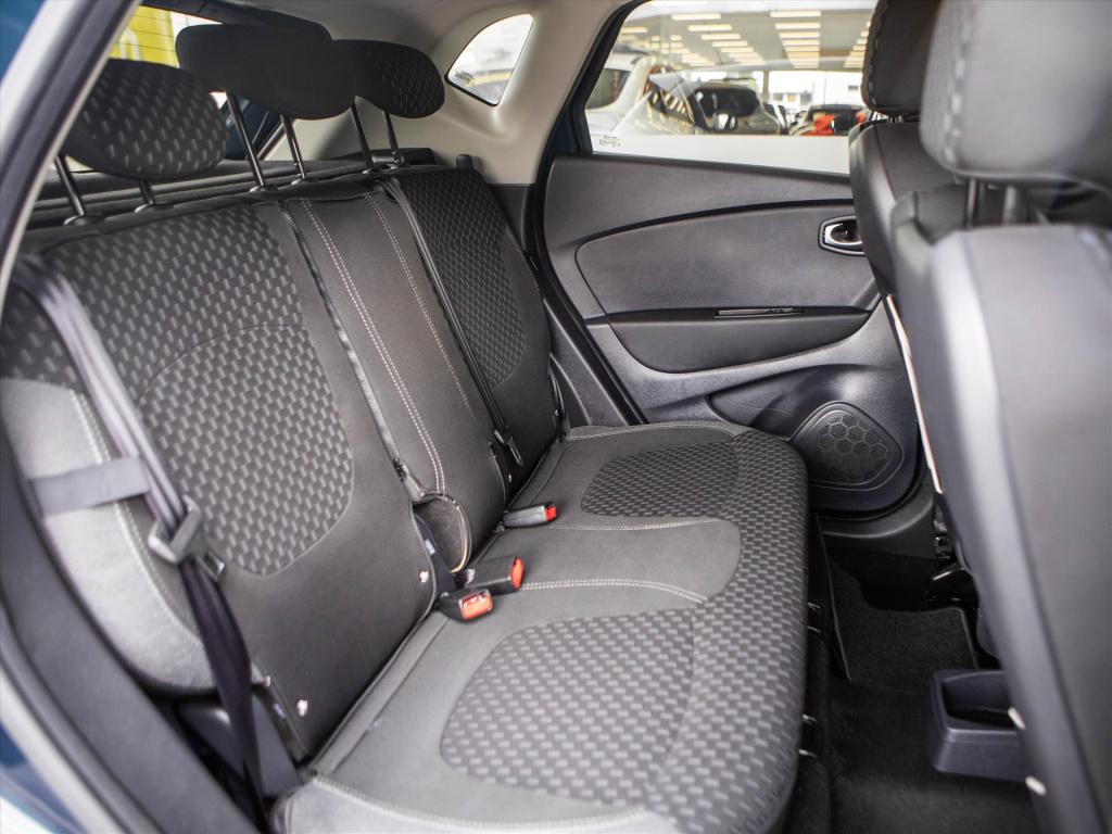Renault Captur tce 90pk intens | trekhaak | navigatie | park. sensoren | cr