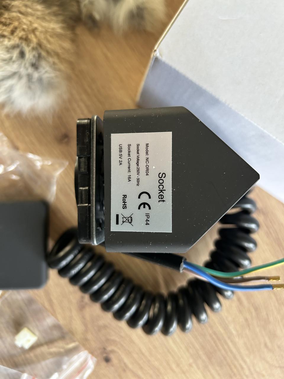 Stopcontact en USB  poort voor inbouw in lade