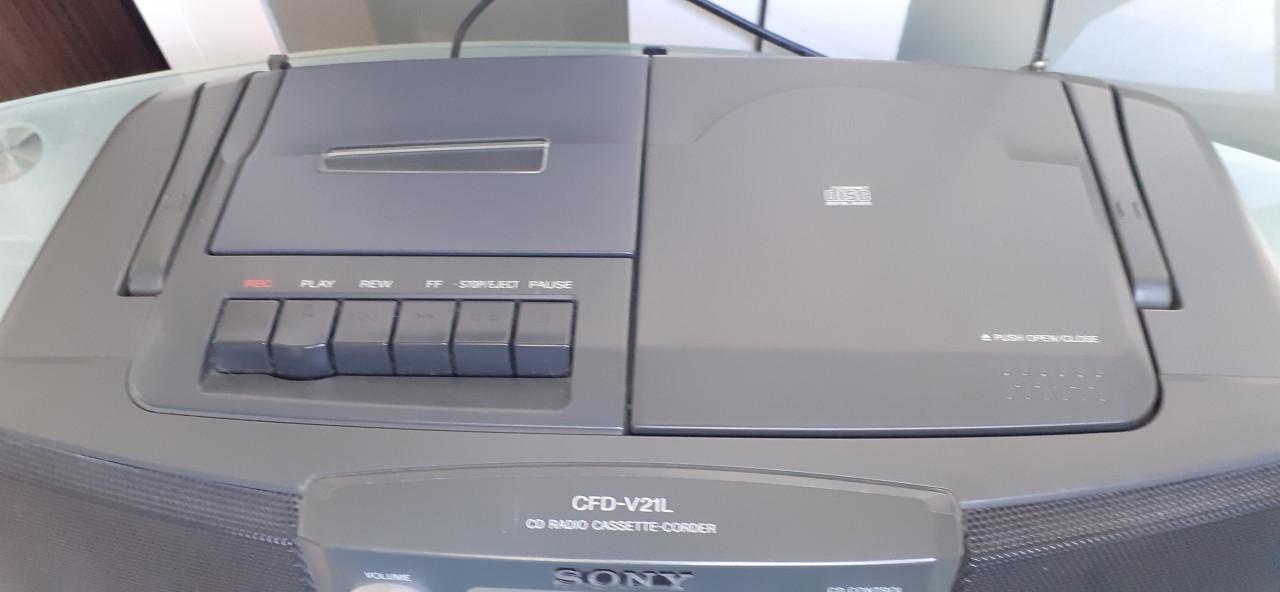 Sony draagbare radio cd cassete speler nieuw staat