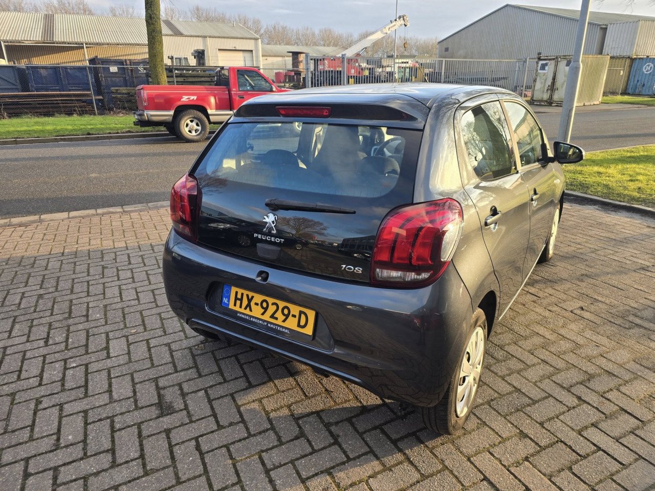 Peugeot 108 1.0  e-vti Actiefe  Bouwjaar 2016