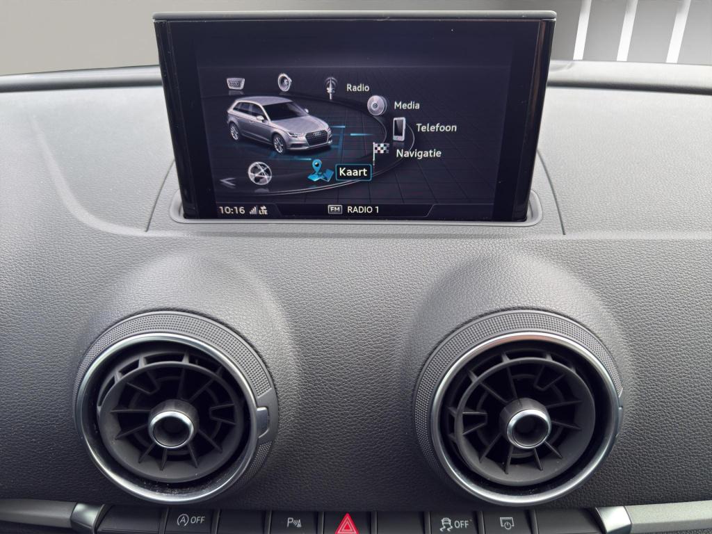 Audi A3 sportback 30 tfsi | navi | airco (automatisch) | parksenors v+a | 1