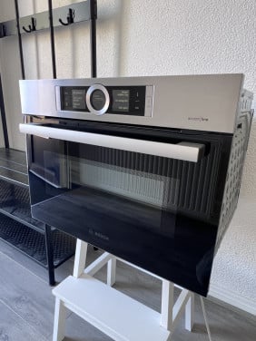 Zeer nette Bosch Serie 8 Combi-oven Topklasse design & prestaties!