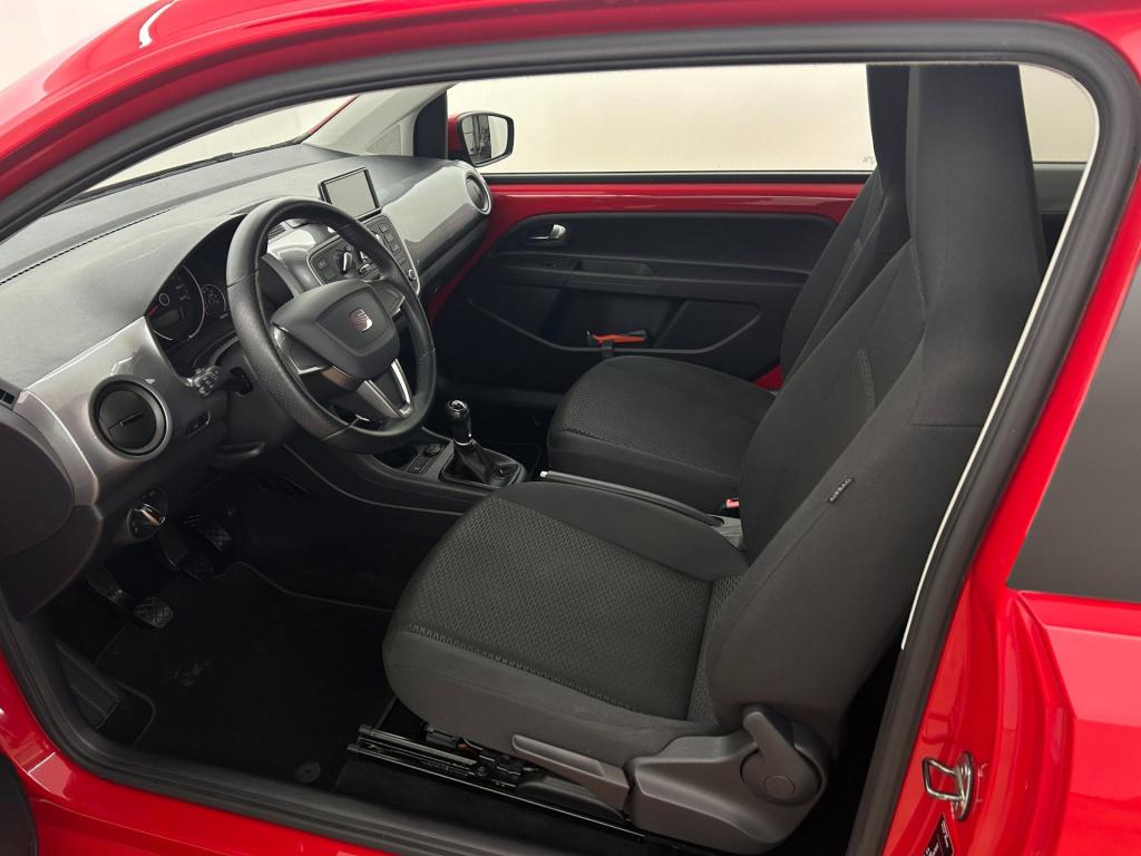 Seat Mii occasion 1.0 style sport | rood | tweedehands seat mii | airco | c