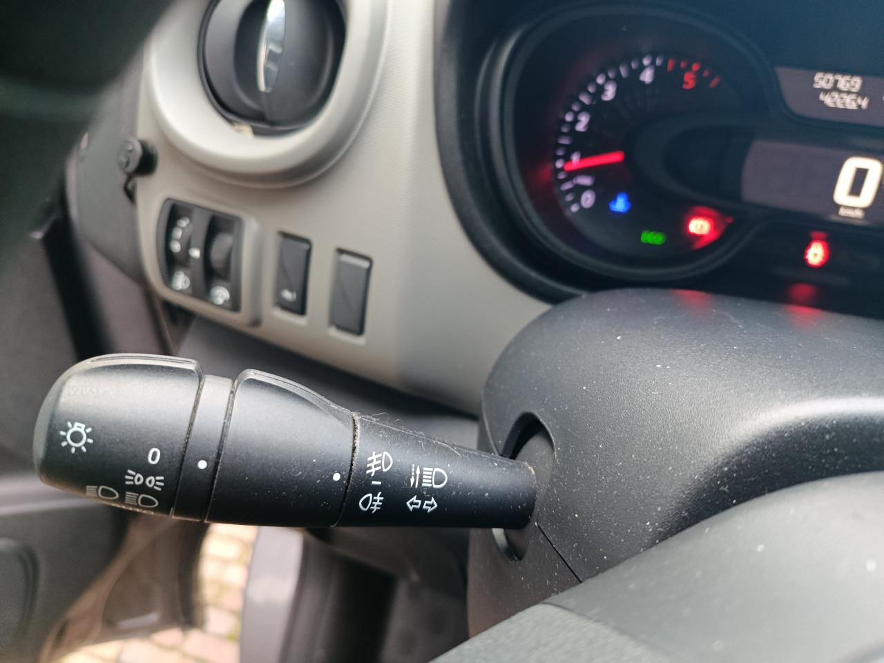 Renault Trafic 1.6 dci airco, navigatie, cr.control