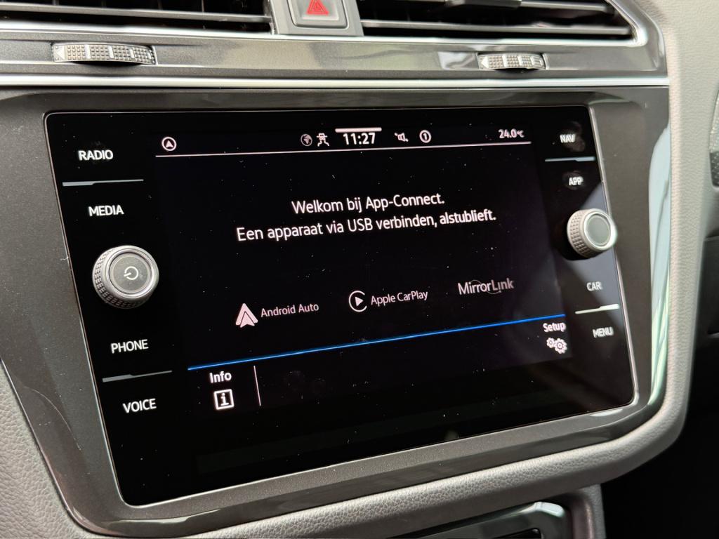 Volkswagen Tiguan 1.5 tsi 150pk dsg r-line | trekhaak | camera | carplay | 