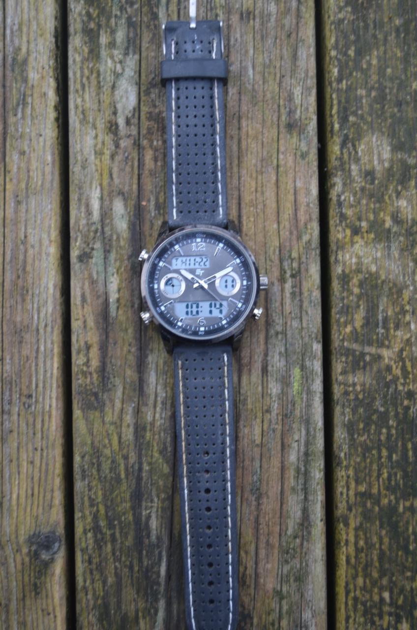 Diverse herenhorloges werking onbekend. (+ 1 armband)