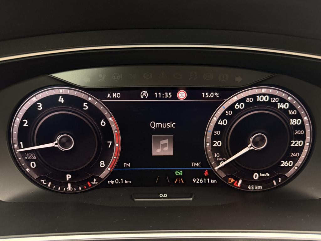 Volkswagen Tiguan 2.0 tsi 4motion r-line 220pk | acc | pano | stoelmassage 