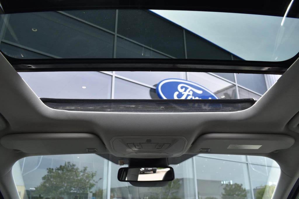 Ford Kuga 1.6 titanium 4wd | automaat | climate control | adaptieve cruise 