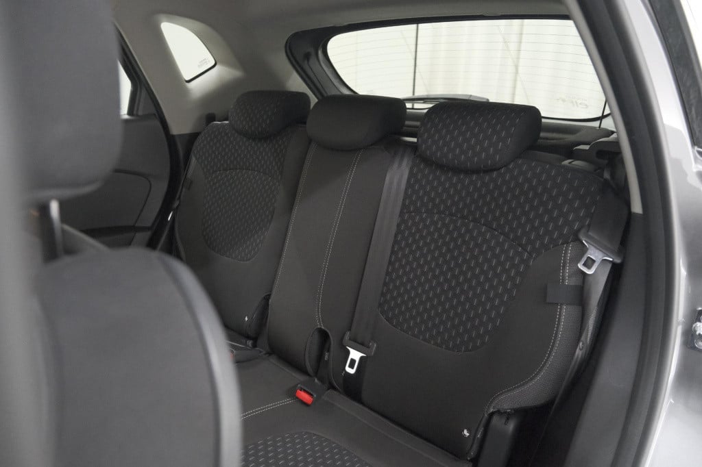 Renault Captur tce 120 intens | camera | dodehoekdetectie | navigatie | sto