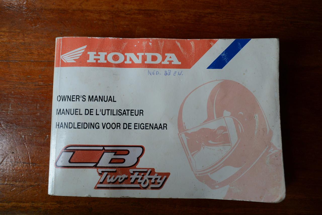 Honda CB250 "Two Fifty" 1997