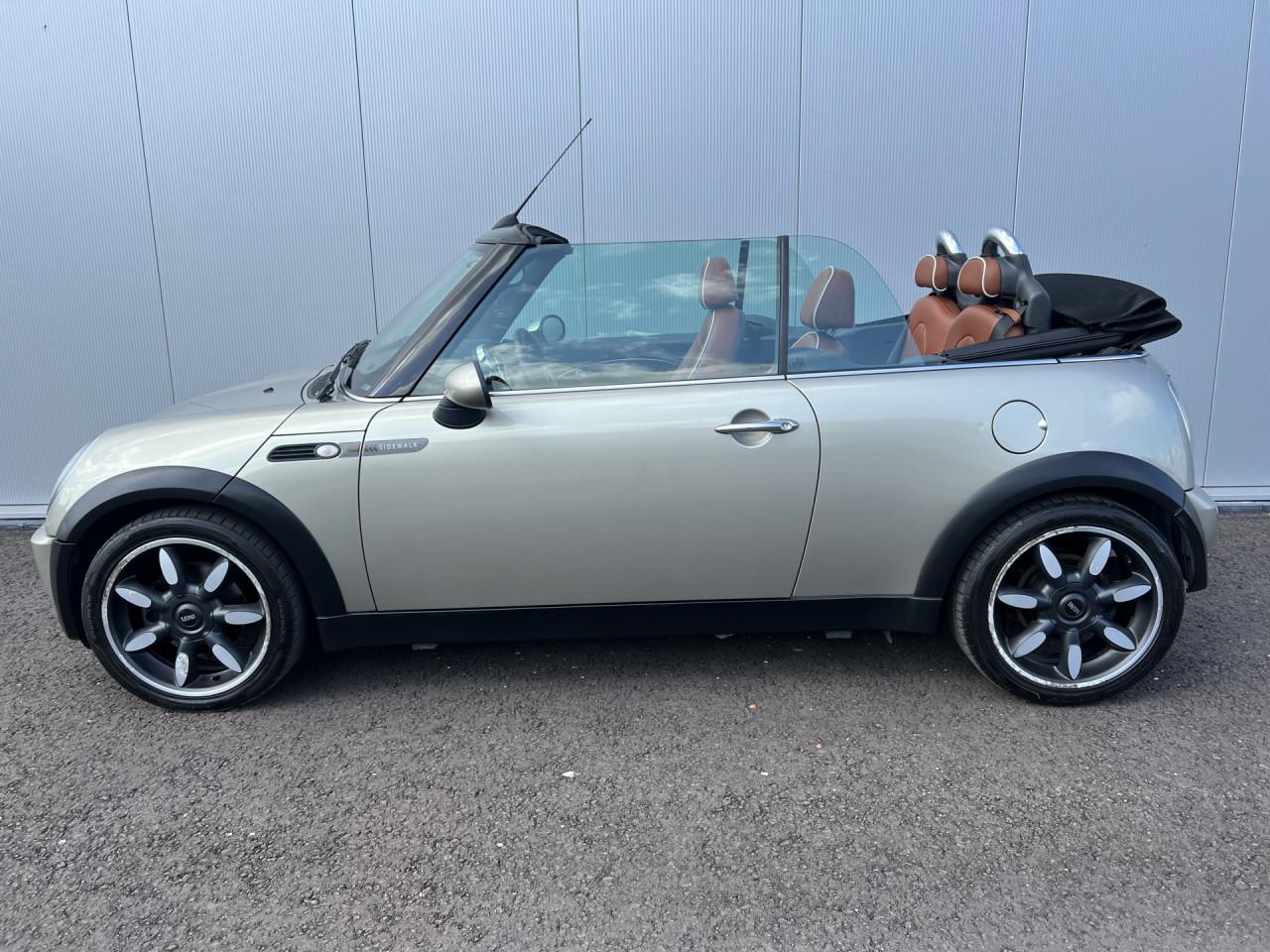 MINI Mini Cabrio 1.6 Cooper Pepper
